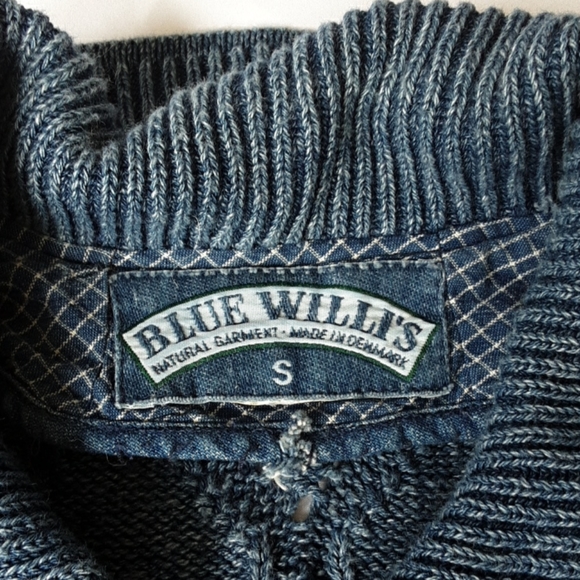 Blue Willi's Skirt & Sweater - Picture 8 of 8